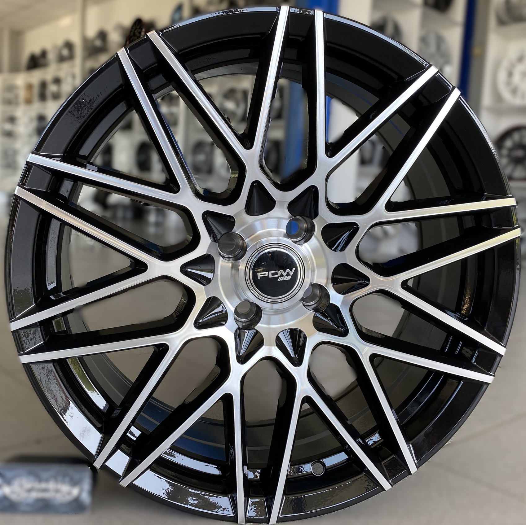 Литые диски PDW VELOCE-mb 7.5J/18 5x114,3 ET45.0 D60.1