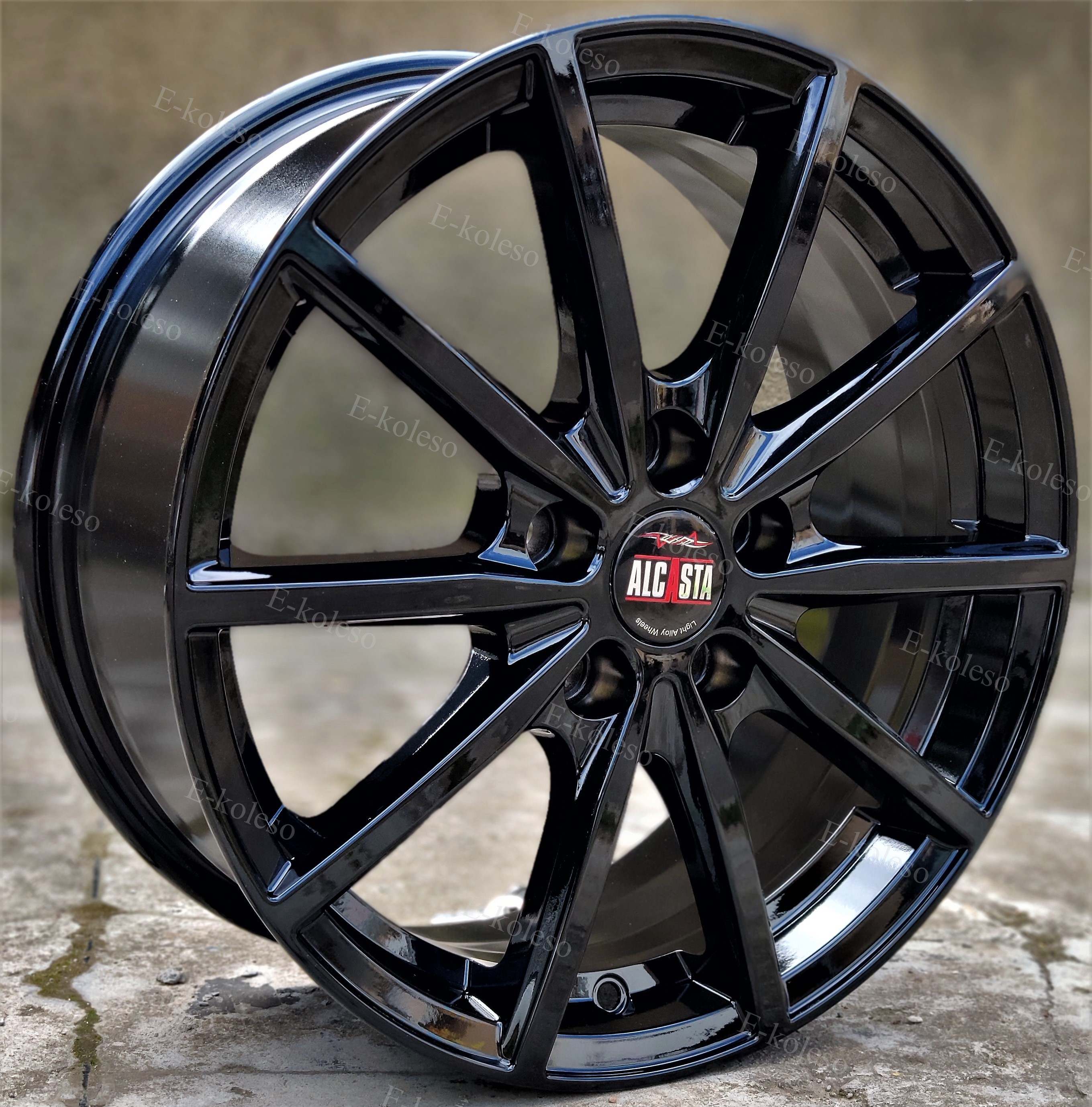 Литые диски Alcasta M61 7.0J/17 5x108 ET43.0 D65.1