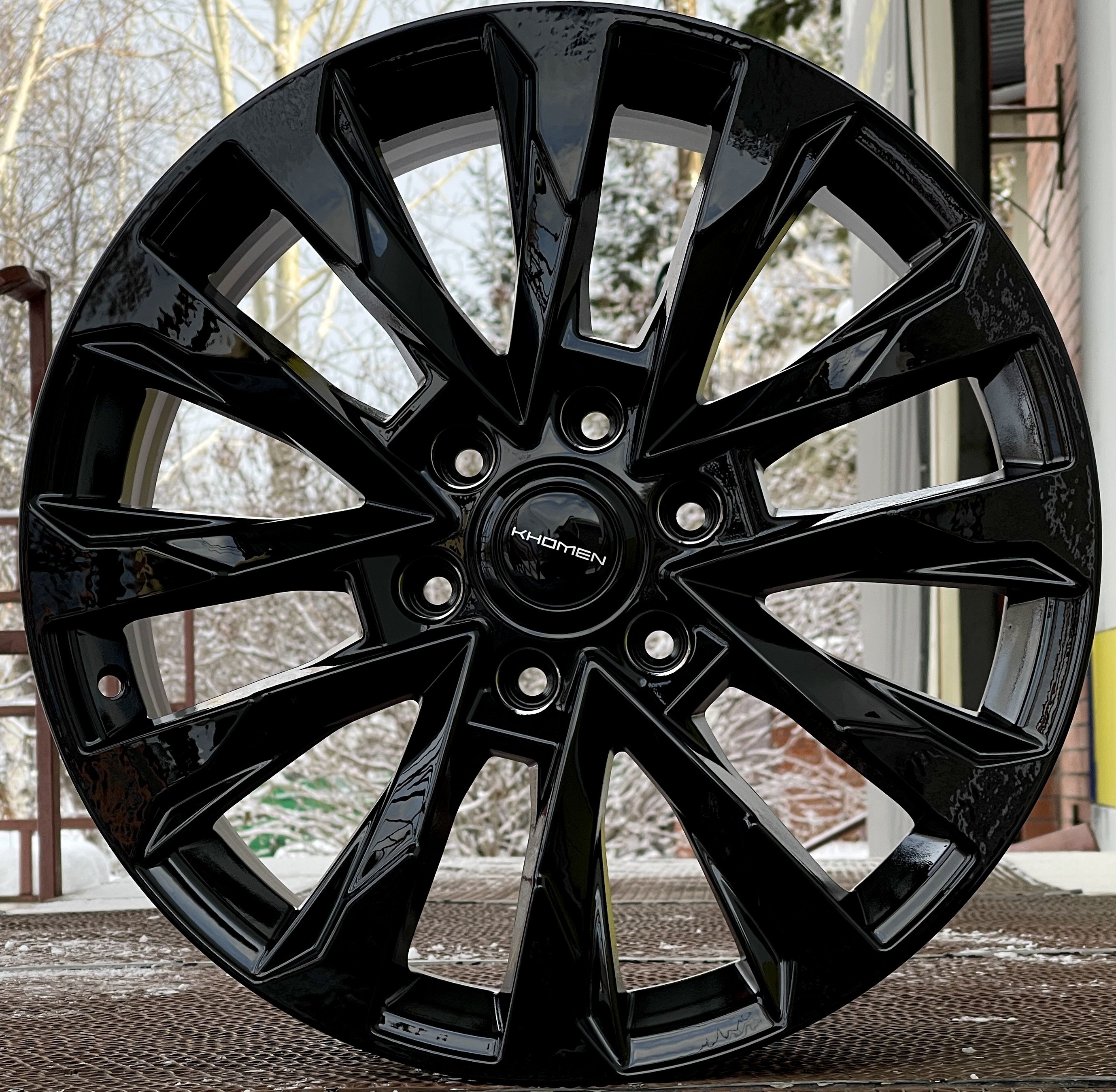 Литые диски KHOMEN 2010-blk (20_LC 300) 8.0J/20 6x139,7 ET60.0 D95.1