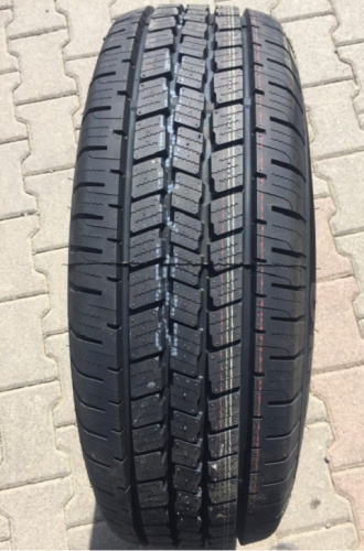 Автомобильные шины
 
Linglong
 
Crosswind H/t
 
245/70 R17 110T