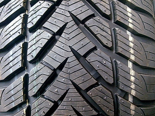 Автомобильные шины Goodyear Ultragrip+ Suv 245/70 R16 107T