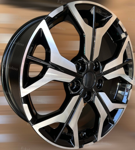 Литые диски Carwel Бусани 7.0J/17 5x1143 ET45.0 D601