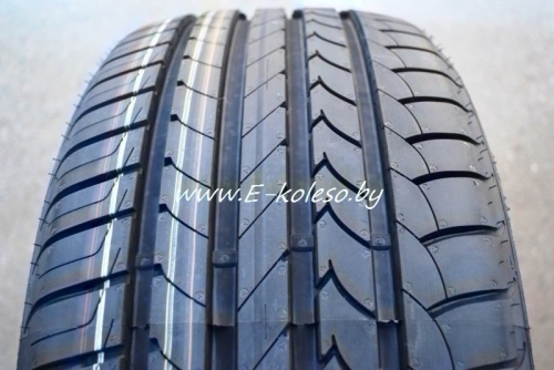 Автомобильные шины
 
Goodyear
 
Efficientgrip
 
235/55 R17 99Y