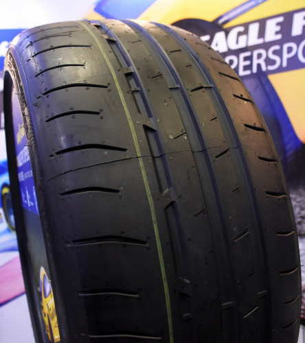 Автомобильные шины
 
Goodyear
 
Eagle F1 SuperSport R
 
305/30 R19 102Y