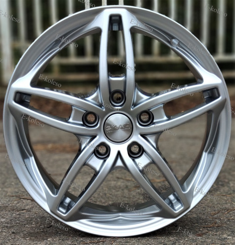 Литые диски
 
SKAD
 
Турин Селена
 
7J/17 5x100 ET48.0 D56.1